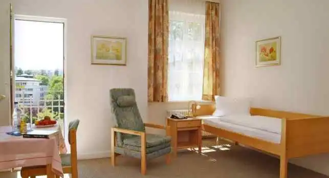 Ansicht - Nächte Bad