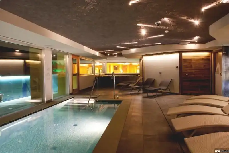 Aufnahme - Nächte Hotel