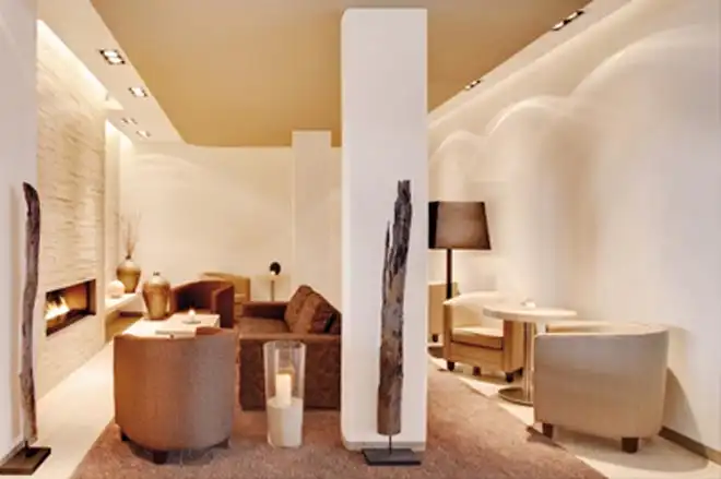 Impression - Ambassador Hotel