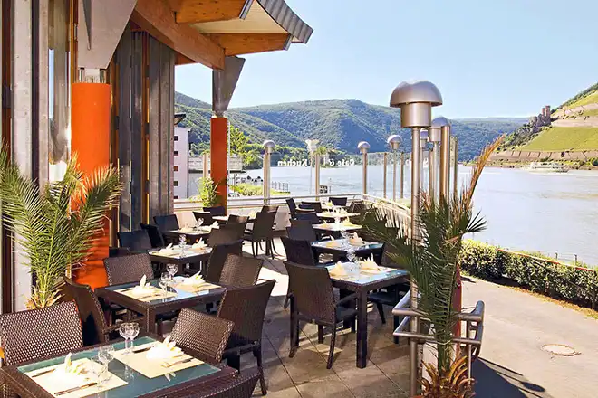 Aufnahme - Hotel Direkt