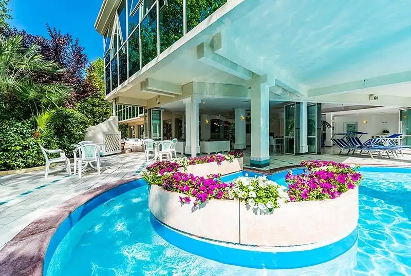 Ansicht - Nächte Cesenatico