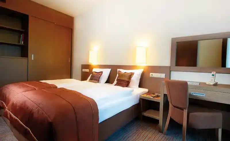 Hotel Nächte - Bild 3