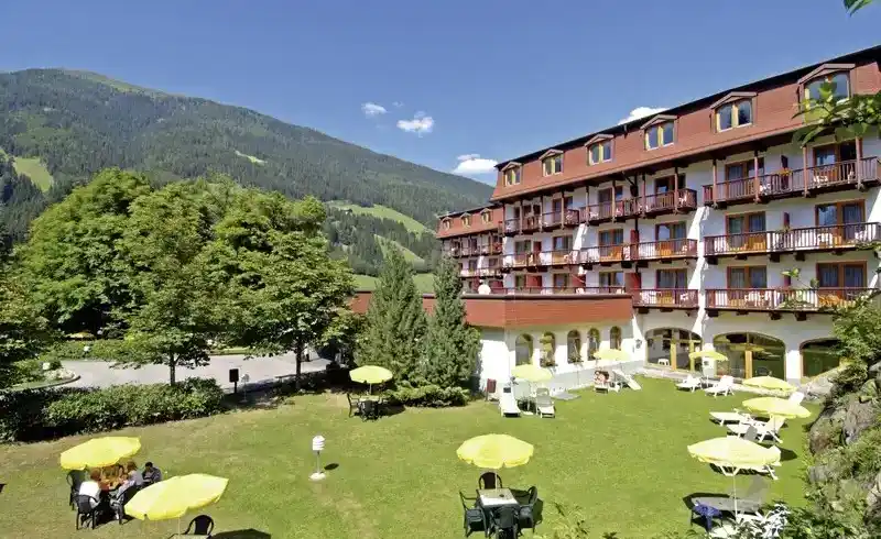Alpenhotel Weitlanbrunn - Bild 1