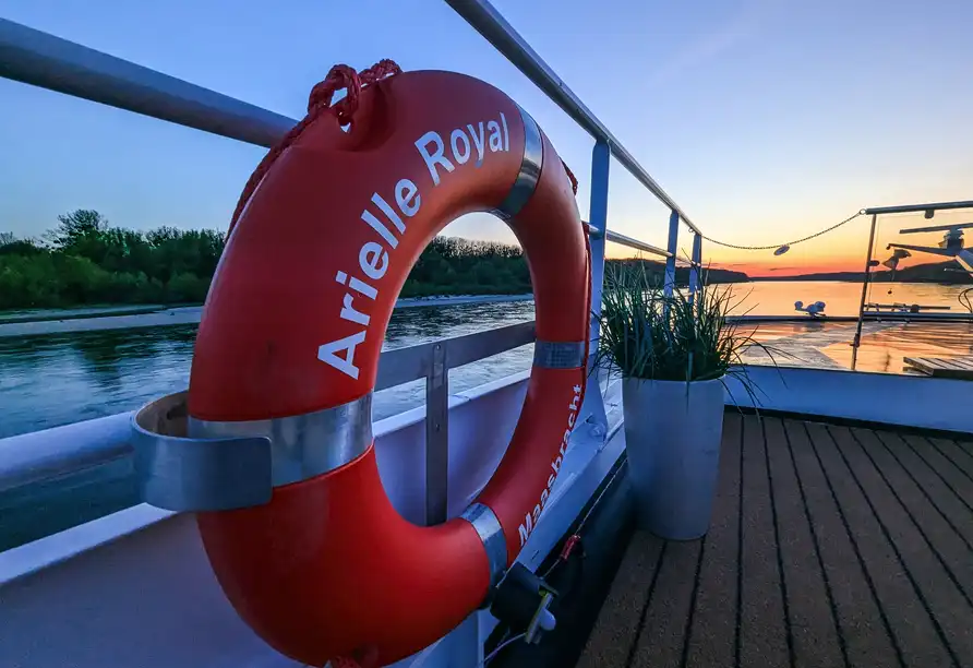 Detail - Kreuzfahrt auf dem Rhein mit Champions League und Fantalk mit Mario Basler