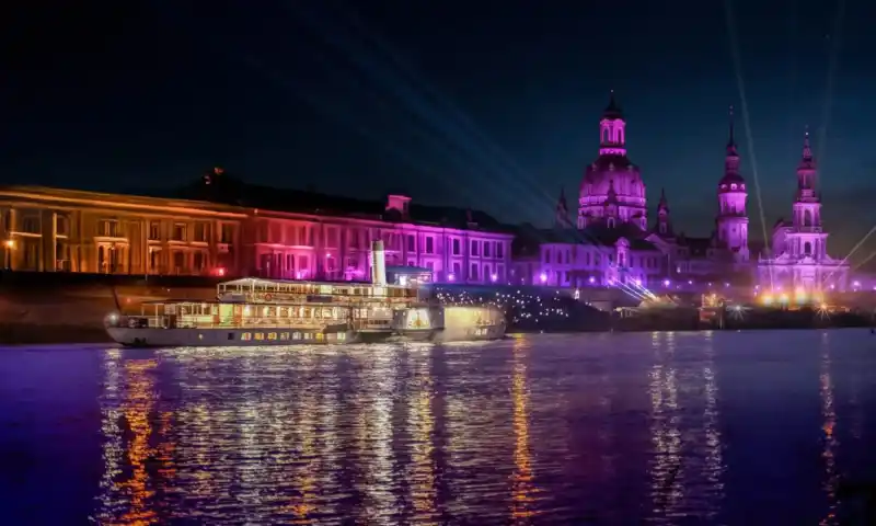 Das große Jubiläumsevent - Ticket und Hotel Elbzauber - das Open Air Event auf der Elbe