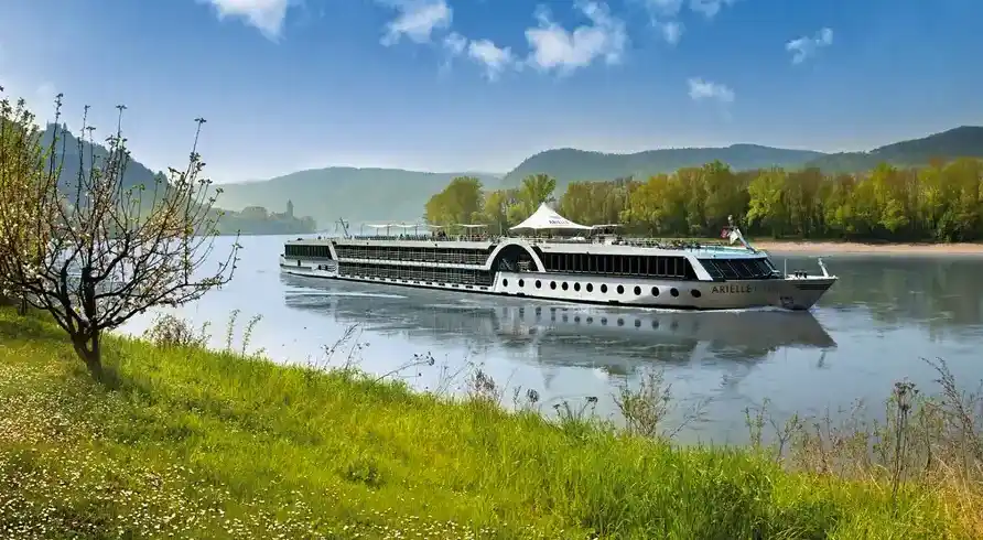 Foto - Donaukreuzfahrt Bis