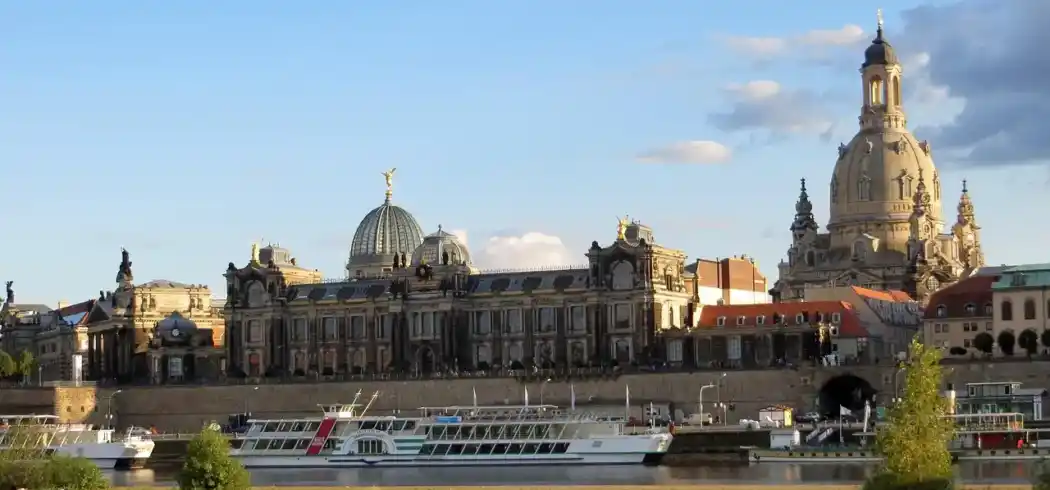 Foto - Dresden Hotel Super 8 by Wyndham Dresden Zentrumsnahe Lage