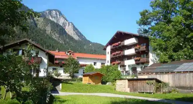 Wandern in Tirol - Bild 1