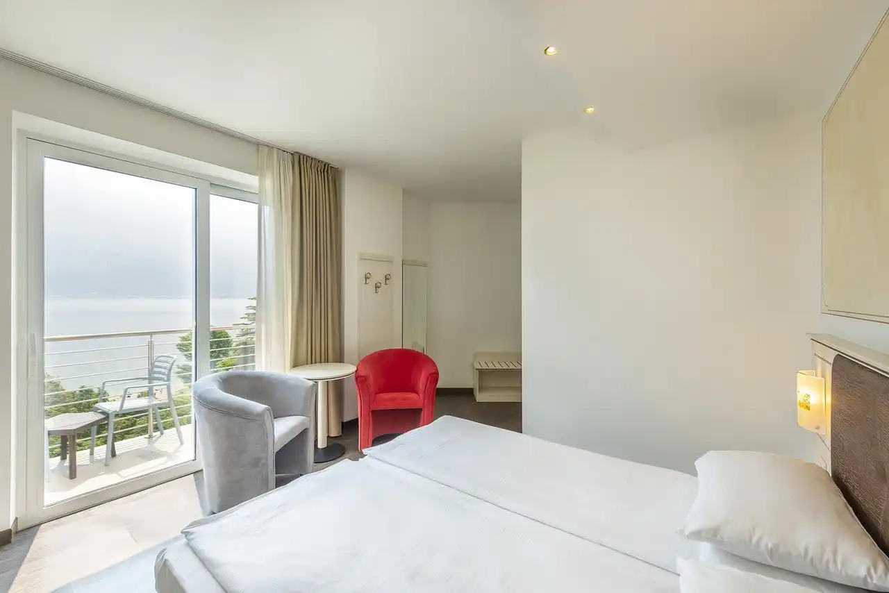 Aufnahme - Gardasee Hotel günstig