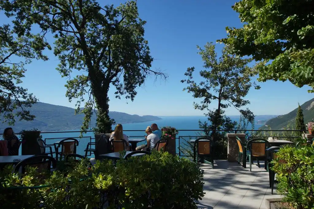 Aufnahme - Nächte Hotel