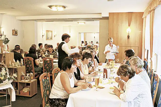 Aufnahme - Hotel Harzer