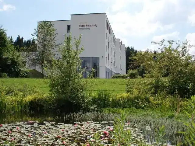 Hotel in Masserberg - Bild 1