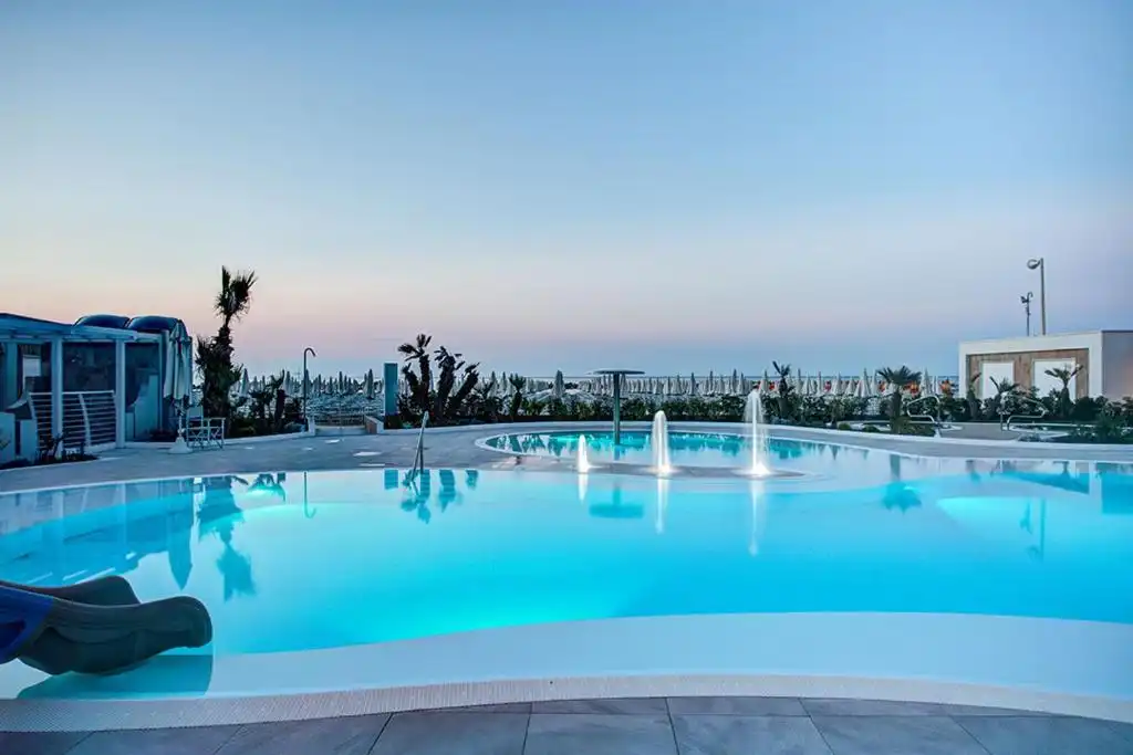 Hotel Aragosta in Cattolica  3 Nächte Adria ab 95€
