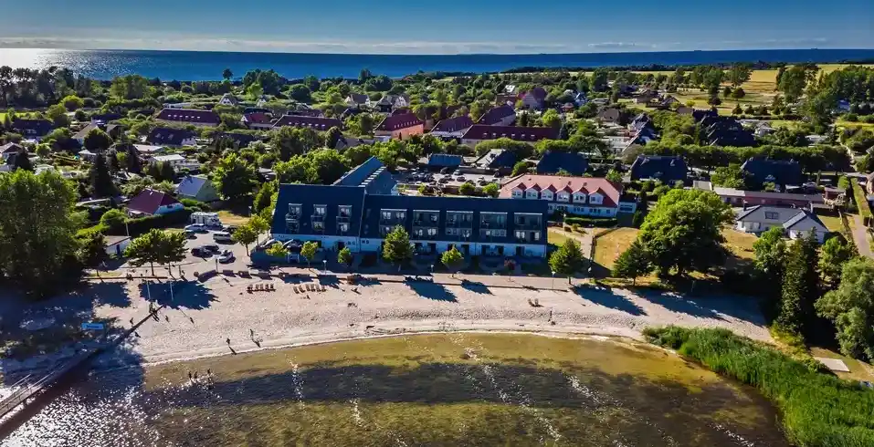 Strandhotel Dranske - Bild 1