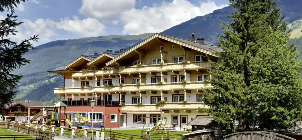 Hotel Grundlhof - Bild 1