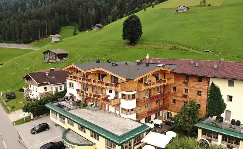 Hotel Jörglerhof - Bild 1