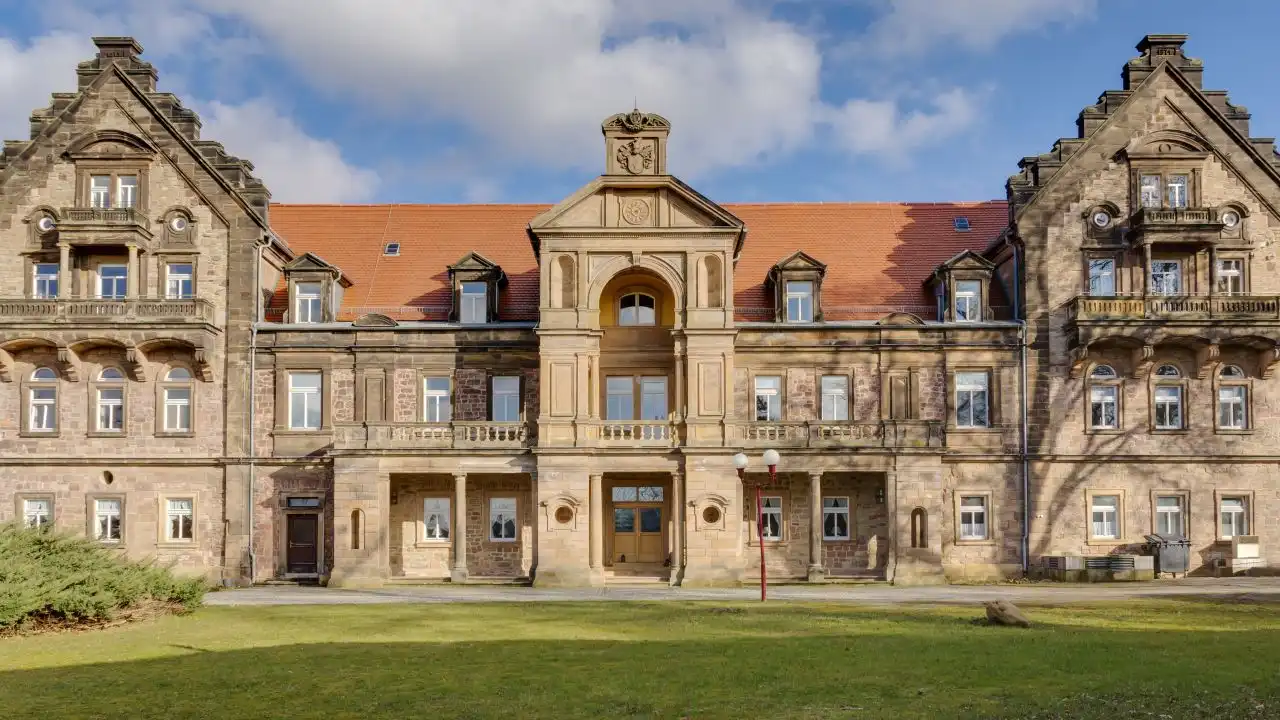 hotel schloss nebra und hotel himmelsscheibe