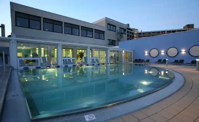 Königshof Hotel - Bild 1