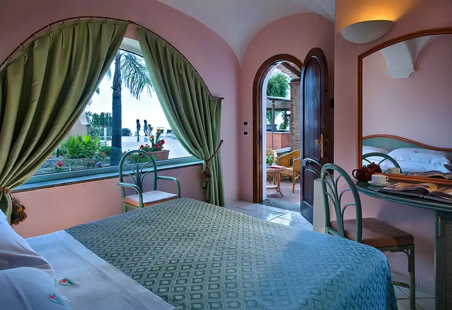 Impression - Kultur und Natur am Golf von Neapel Erlebnisreise Ischia und Amalfiküste