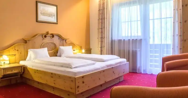 Aufnahme - Skifahren Tirol