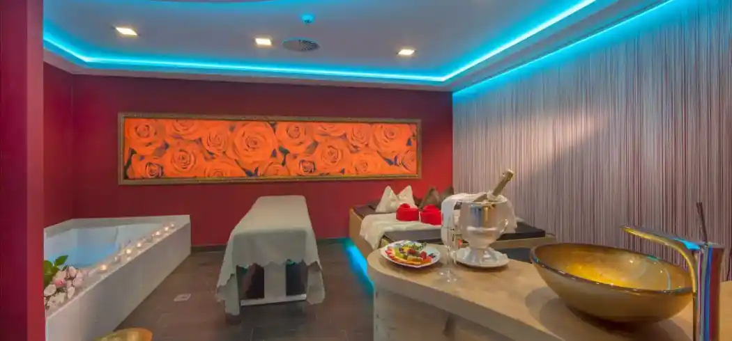 Landhaus Mayrhofen - Bild 1