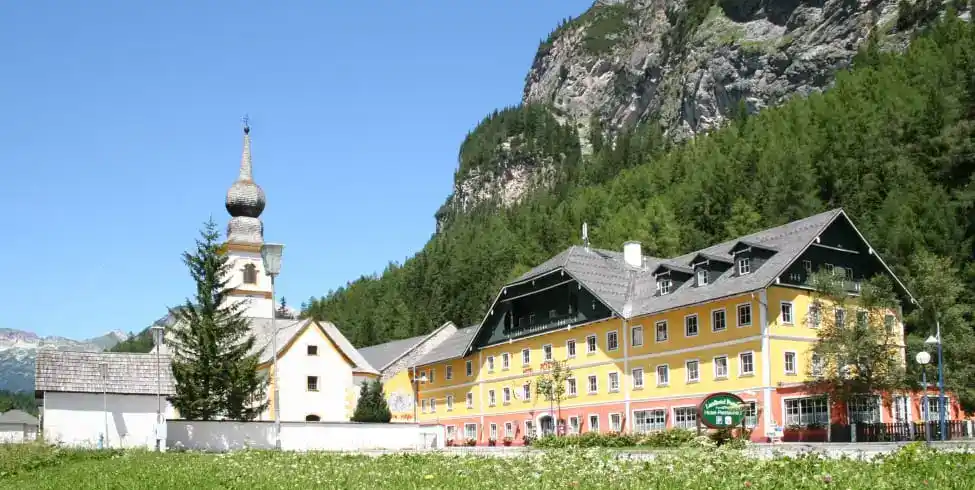 Tweng Landhotel - Bild 1