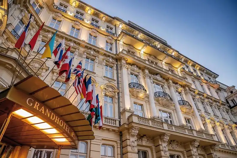 Aufnahme - Luxusgrandhotel Pupp