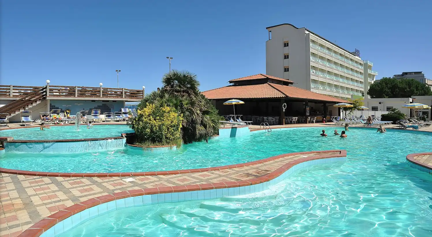 Milano Marittima 7 Nächte Hotel Adria HP ab 485€