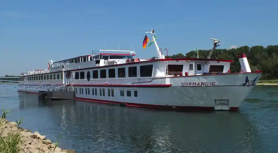 Foto - Rad Schiff