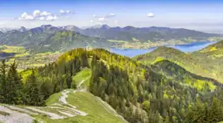 Panoramahotel Fliesserhof im Tiroler Oberland