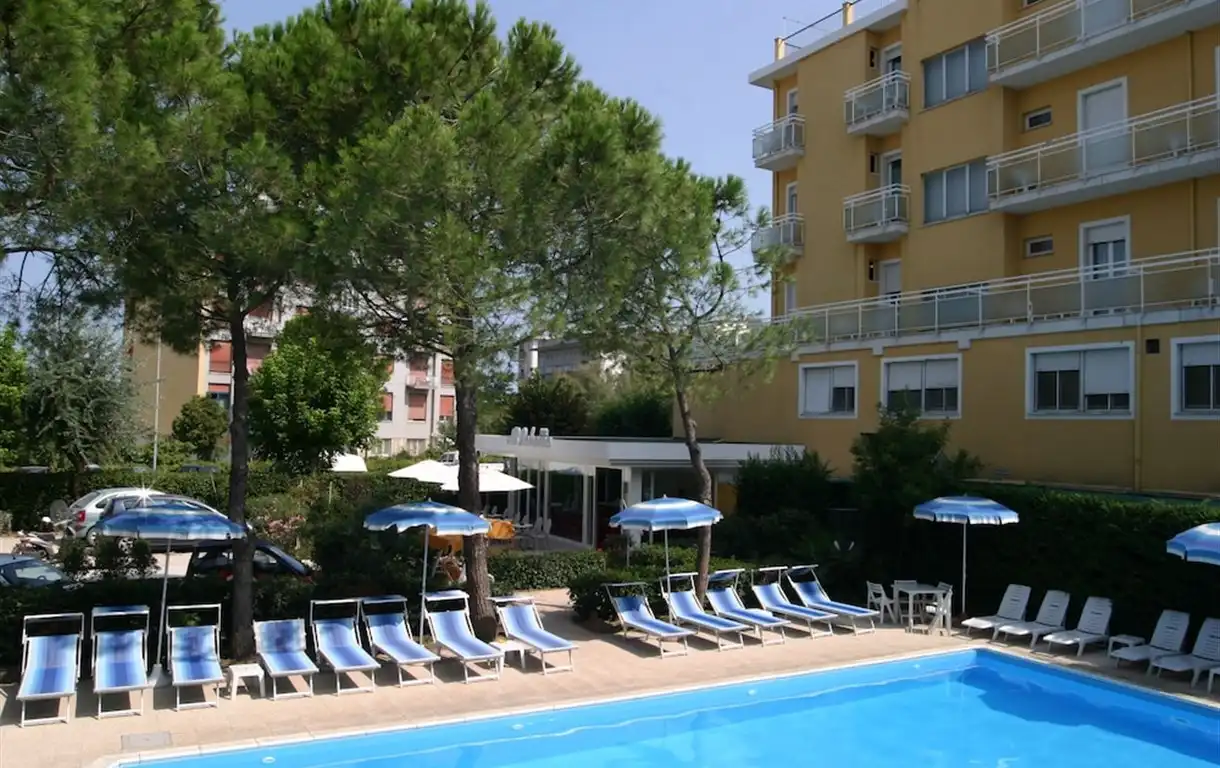 Rimini 3 Nächte Hotel Bahama mit Frühstück ab 104€