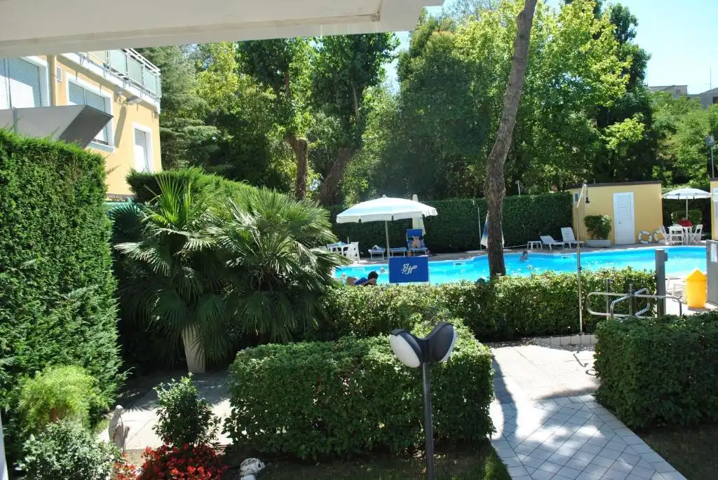 Rimini 7 Nächte Hotel am Strand ab 341€