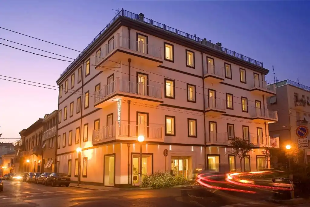 Rimini Adria Hotel Card International 7 Nächte ÜF ab 210€