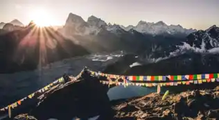 Rundreise Indien & Nepal – Delhi, Kathmandu, Patan