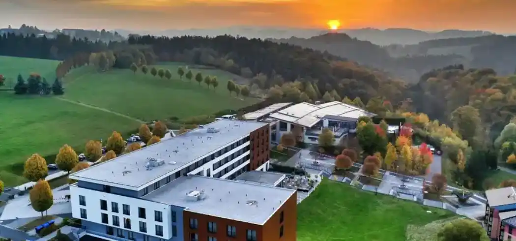 Sante Royale - Bild 1