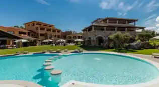 Sardinien Flugreise mit Ausflugspaket