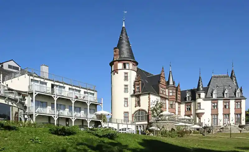 Foto - Schloßurlaub Seenplatte