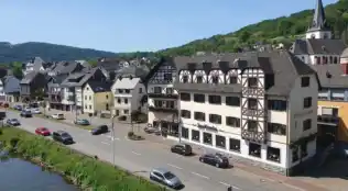 Silvester an der Mosel  im Moselhotel Traube in Löf