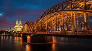 Silvesterschifffahrt auf dem Rhein und 2 Nächte Bonn