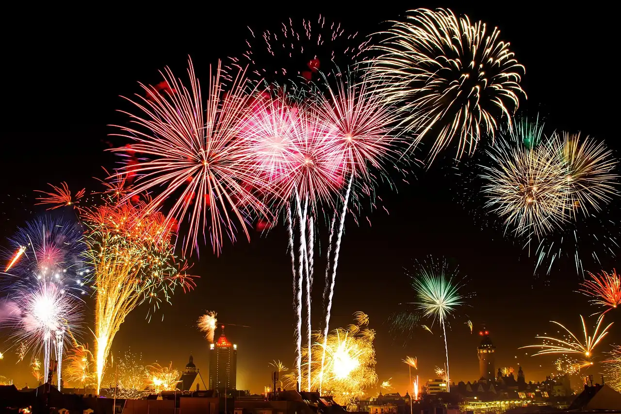 Aufnahme - Silvester in Dubai V.A.E. Jahreswechsel zwischen Wüstenzauber und funkelnder Skyline