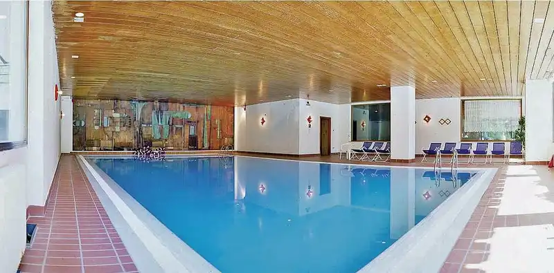 Aufnahme - Skifahren Dolomiten