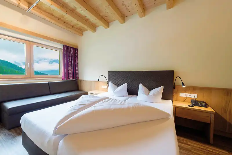 Aufnahme - Skifahren in Triol