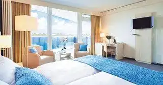 Impression - Ambassador Hotel