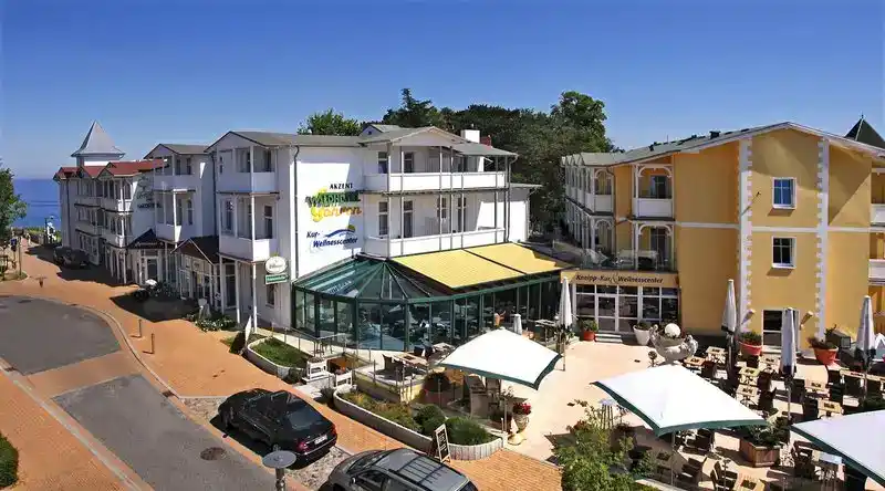 Hotel Erwachsene - Bild 1