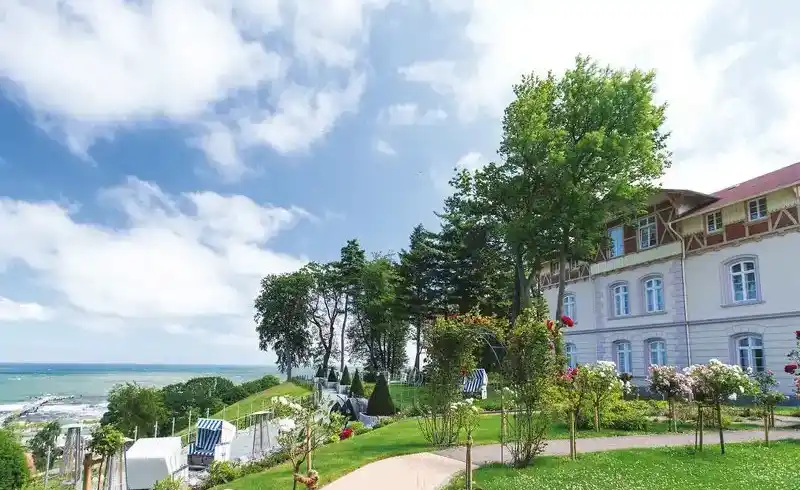 Hotel Erwachsene - Bild 2