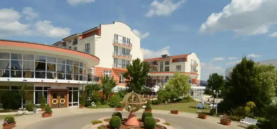 The Monarch - Bild 1