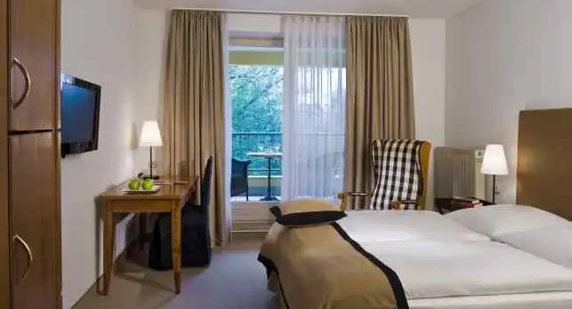 Ansicht - Therme Bad