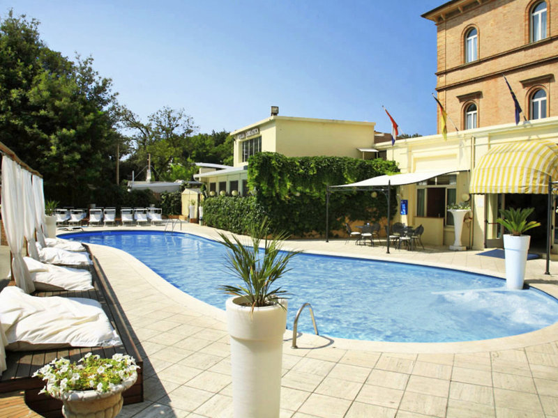 Villa Adriatica in Rimini 3 Nächte ab 265€