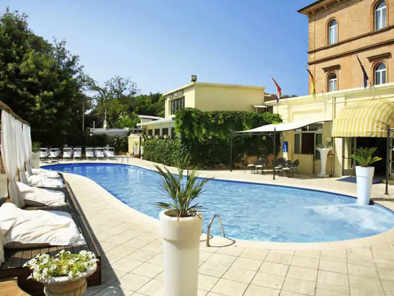 Villa Adriatica in Rimini 3 Nächte ab 210€
