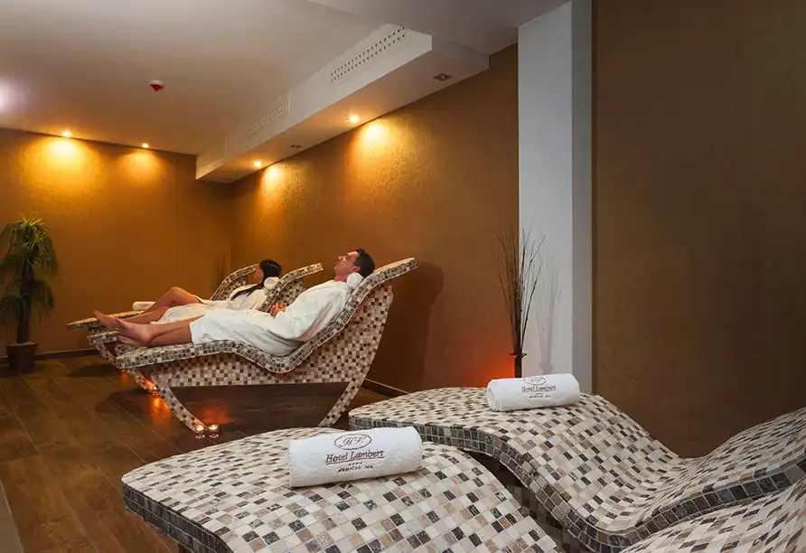 Detail - Villa Hotel